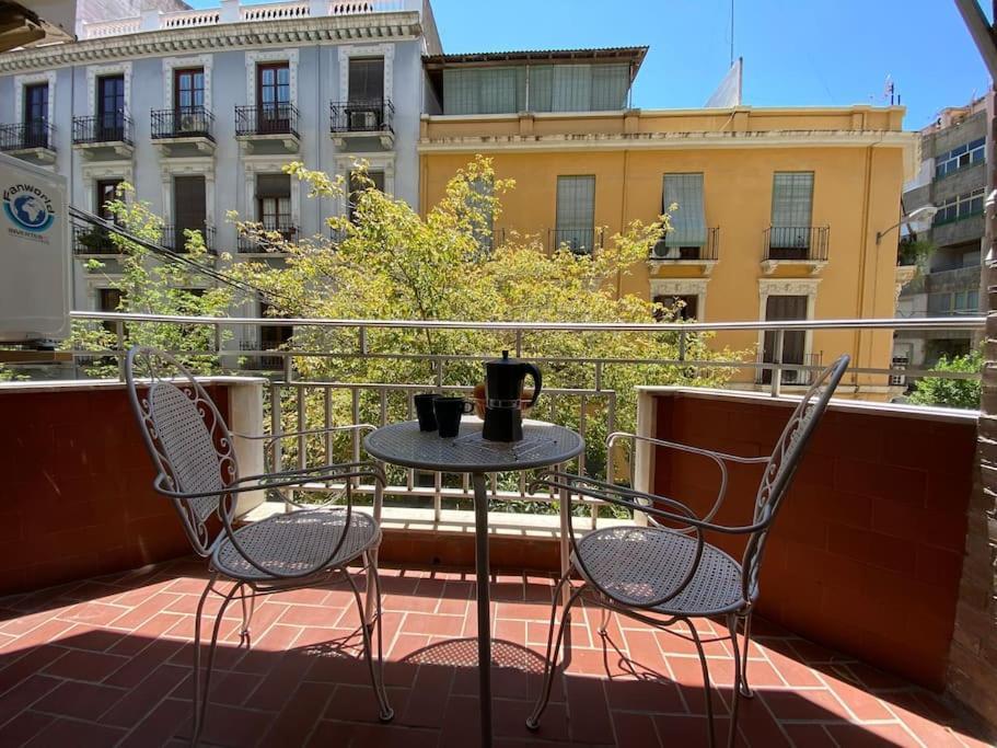 Ferienwohnung Piso En El Centro De Granada. Parking Opcional Exterior foto